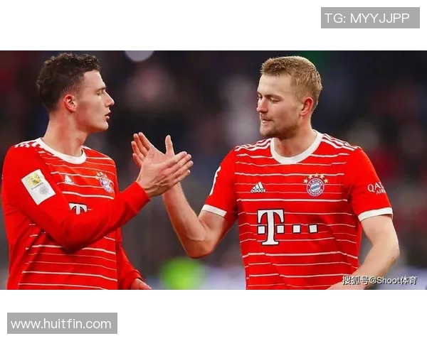 拜仁再战沙尔克04,德甲巨头终极对决! 拜仁再战沙尔克04,德甲巨头终极对决!