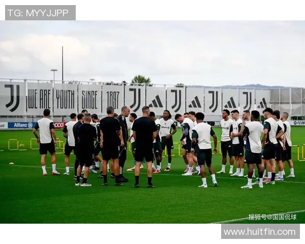 多特蒙德紧急召开战术会议探讨备战下一场比赛的发展方向 多特蒙德紧急召开战术会议探讨备战下一场比赛的发展方向