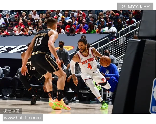 老鹰战胜尼克斯，成功晋级季后赛，成就热血篮球之梦
