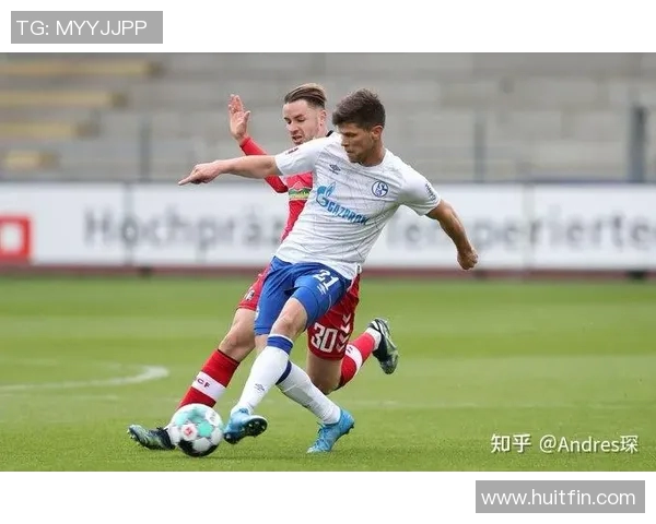 沙尔克04客场狂胜，弗赖堡难挡铁蓝战车的威势