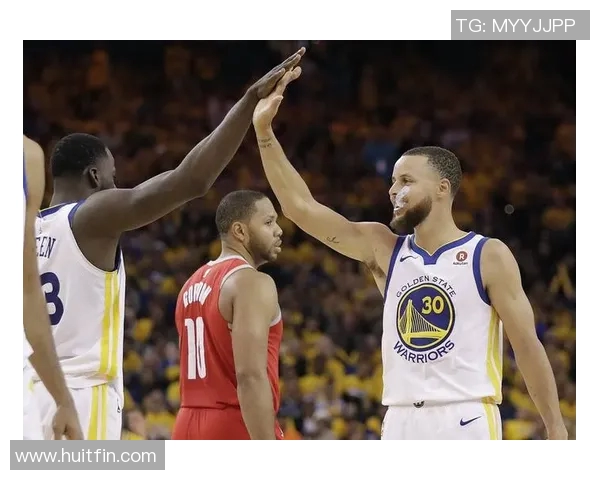 勇士三连胜晋级西部决赛，再战火箭谁主沉浮？